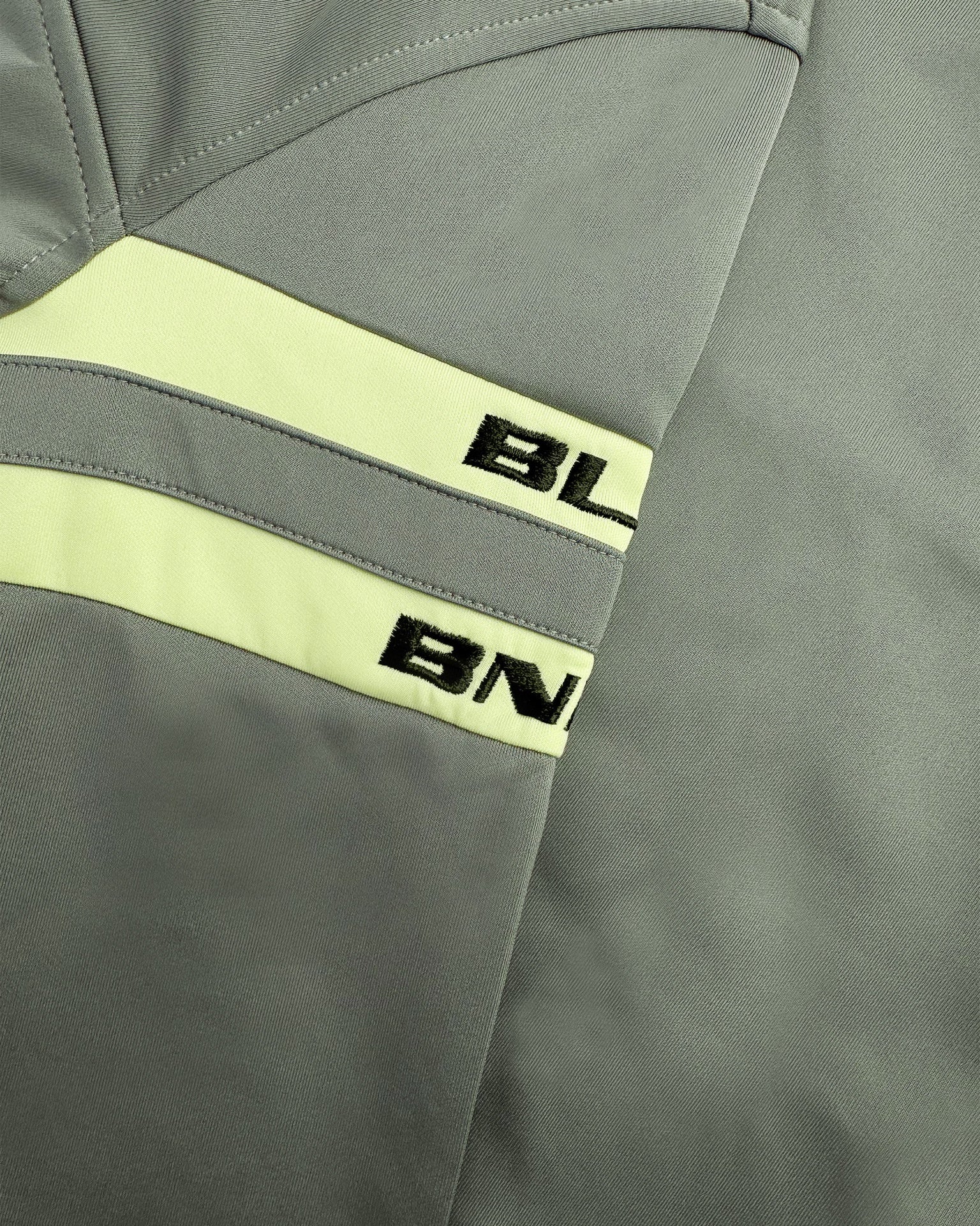 Black Bananas KIDS LIMIT TRACKTOP