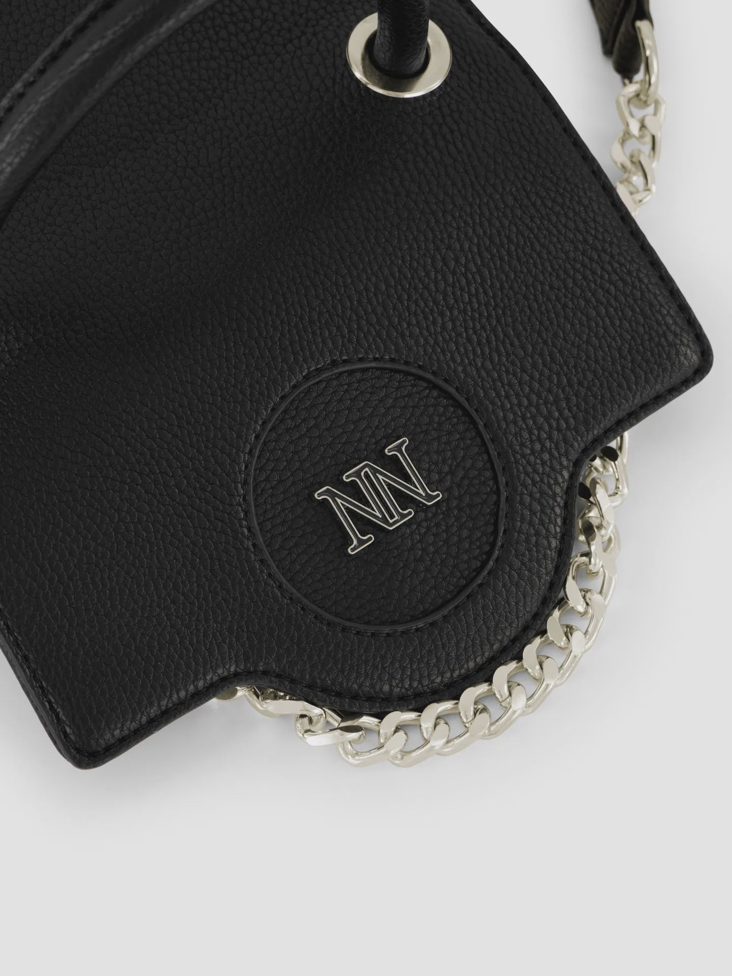Nik & Nik Schoudertas met N&N logo en ketting hengsel